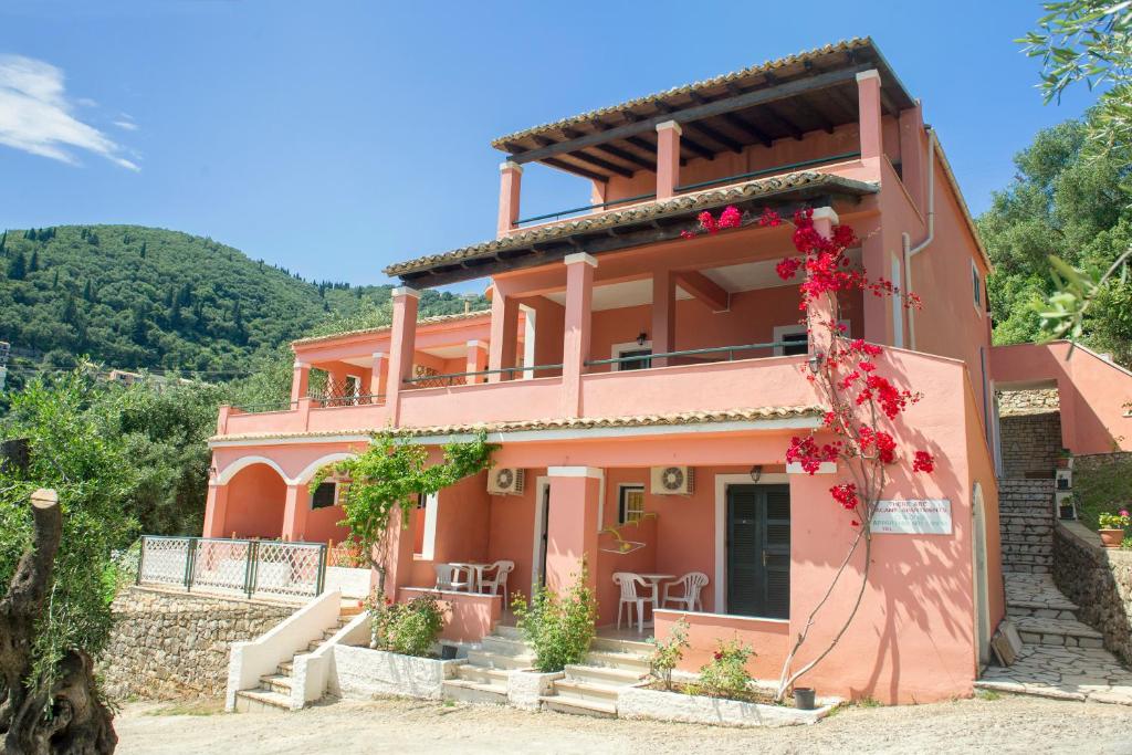 Nespecifikovaný výhled na hory nebo výhled na hory při pohledu z apartmánu