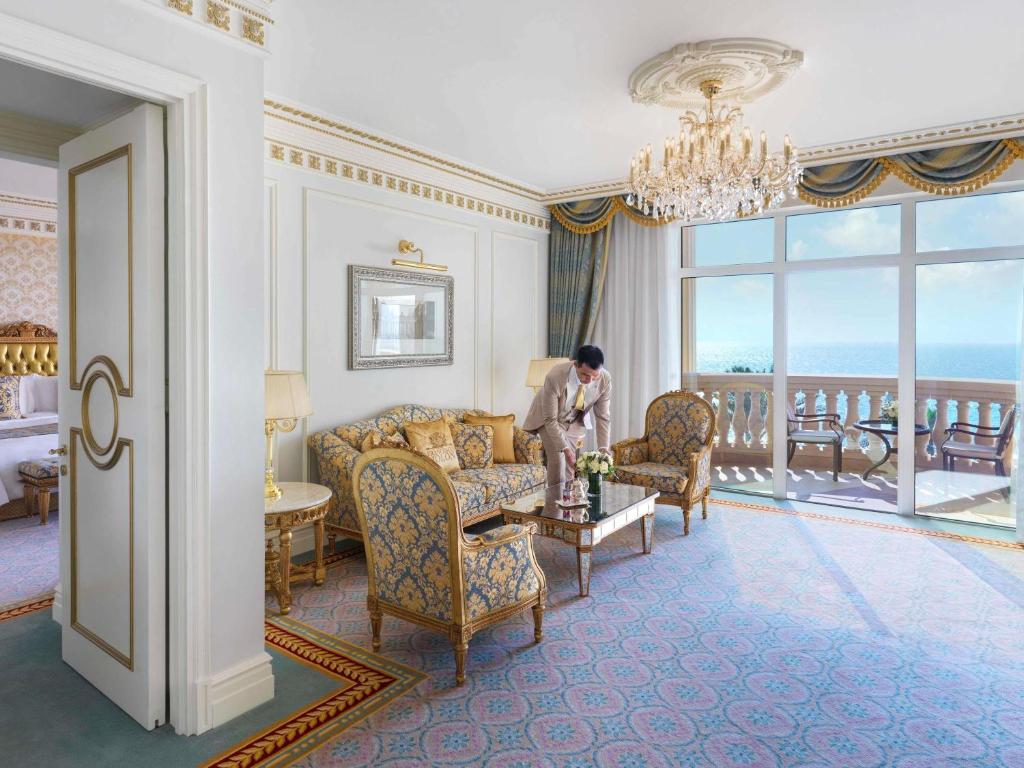 Raffles The Palm - 
