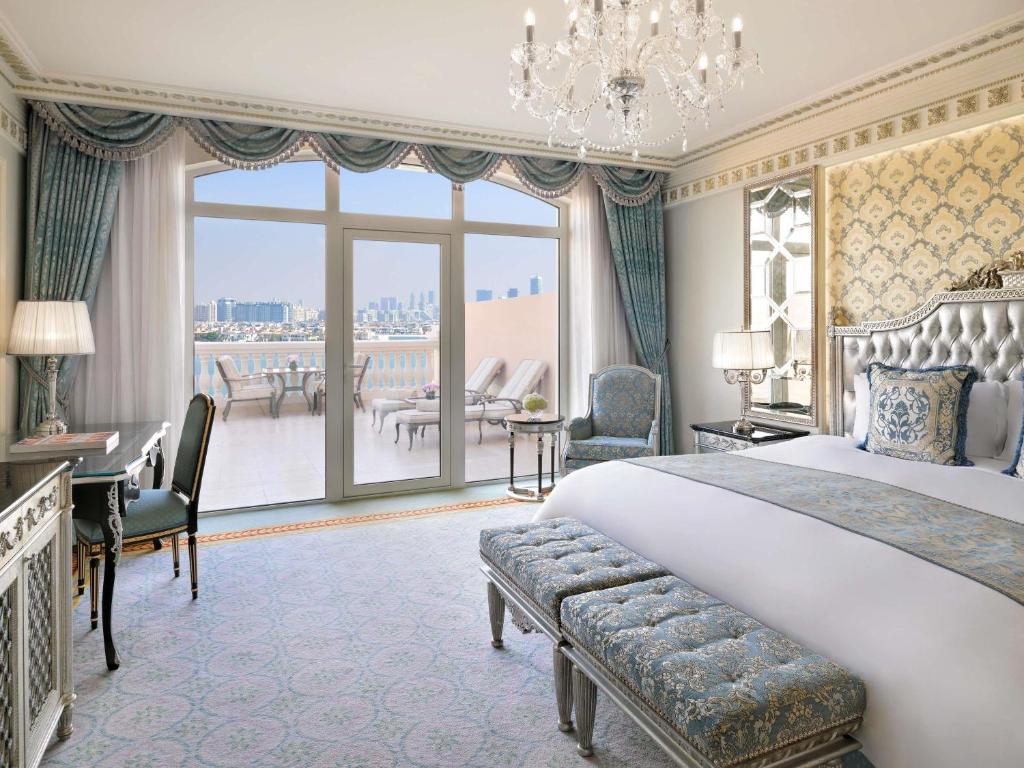 Raffles The Palm - 
