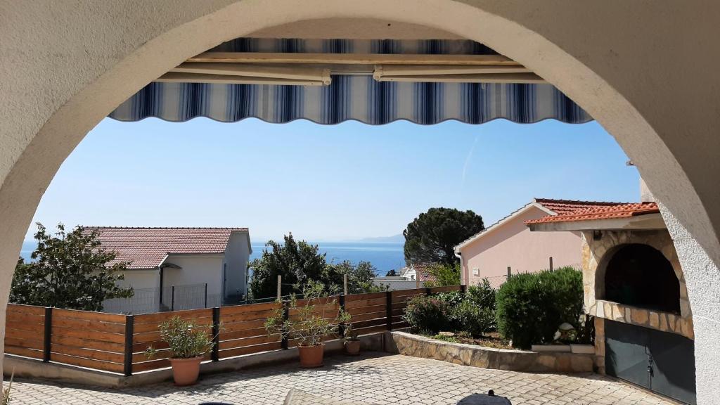 Divine Seaview