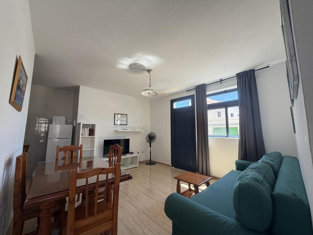 Bajo junto al mar en El Tamaduste - Appartement Met Terras