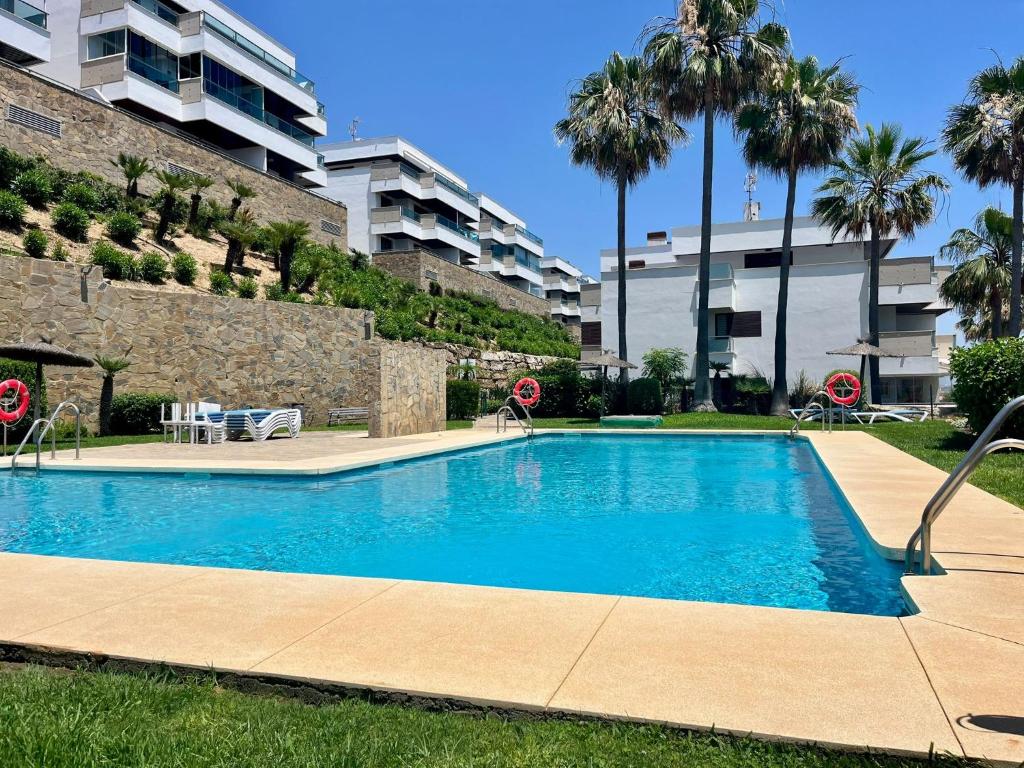 Panoramic Sea View Apartment- Pool Parking & Golf