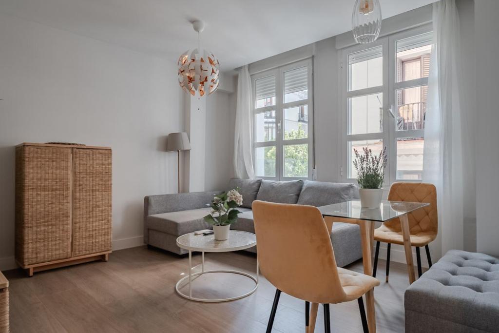 Elegant centric -1Bedroom 1Bath-Malasaña