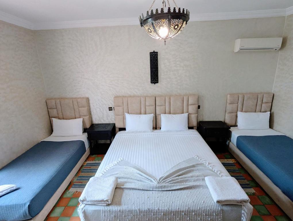 Las Palmeras Guest House - Superior Family Room