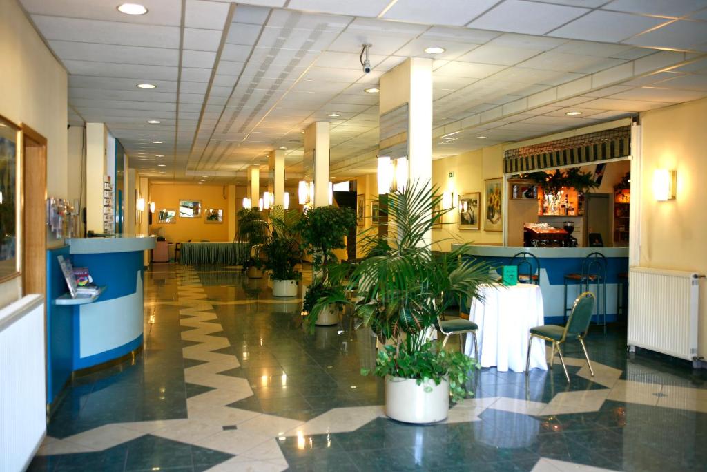 Lobby alebo recepcia v ubytovaní Hotel Bara Budapest