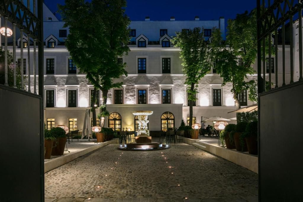 Palacio de los Duques, a Gran Meliá Hotel - The Leading Hotels of the World photo