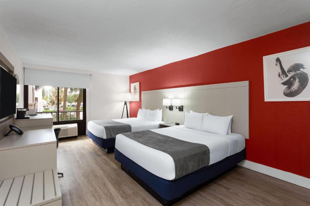 Avanti Palms Resort And Conference Center - 