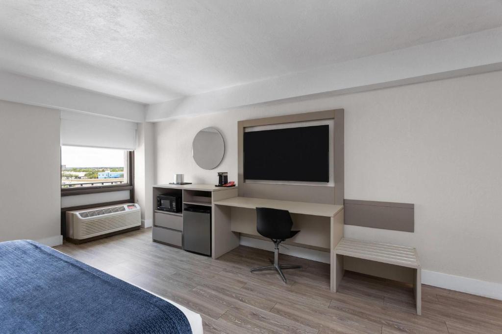 Wyndham I-Drive Avanti Resort & Conference Center photo