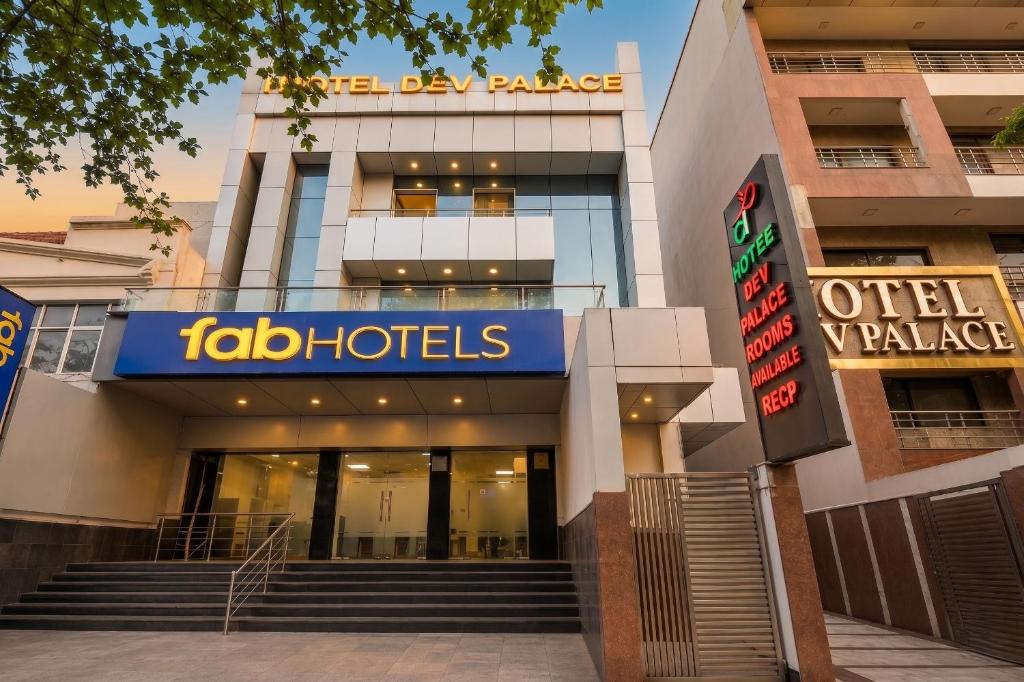 a building with a sign that reads jobolis at FabHotel Dev Palace II - Nr Ashok Vihar in New Delhi