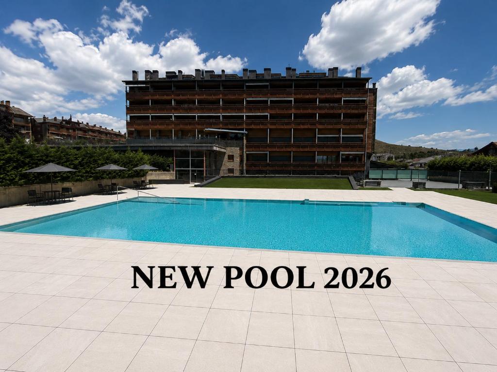 Hotel Llivia - Housity