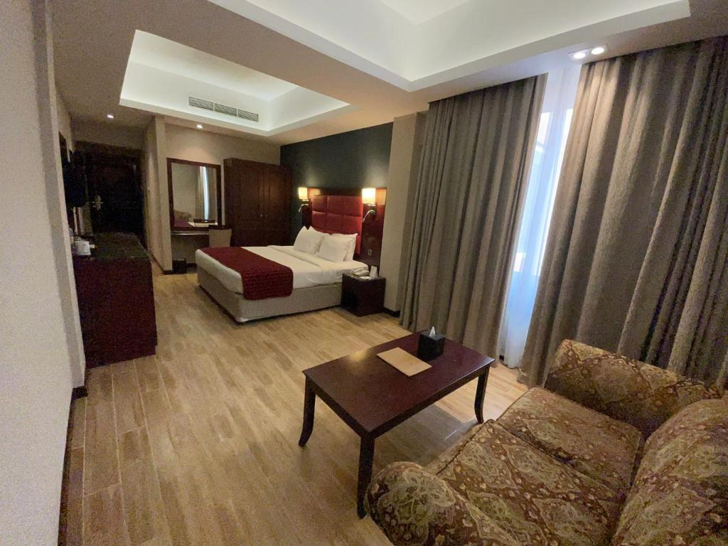 تصویر اتاق‌های Ramee Guestline Hotel - تصویر ۲