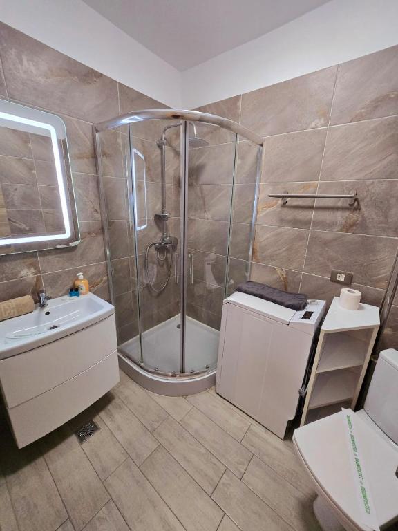 Grand Studio - Beach Pool & Spa Resort prima linie la mare