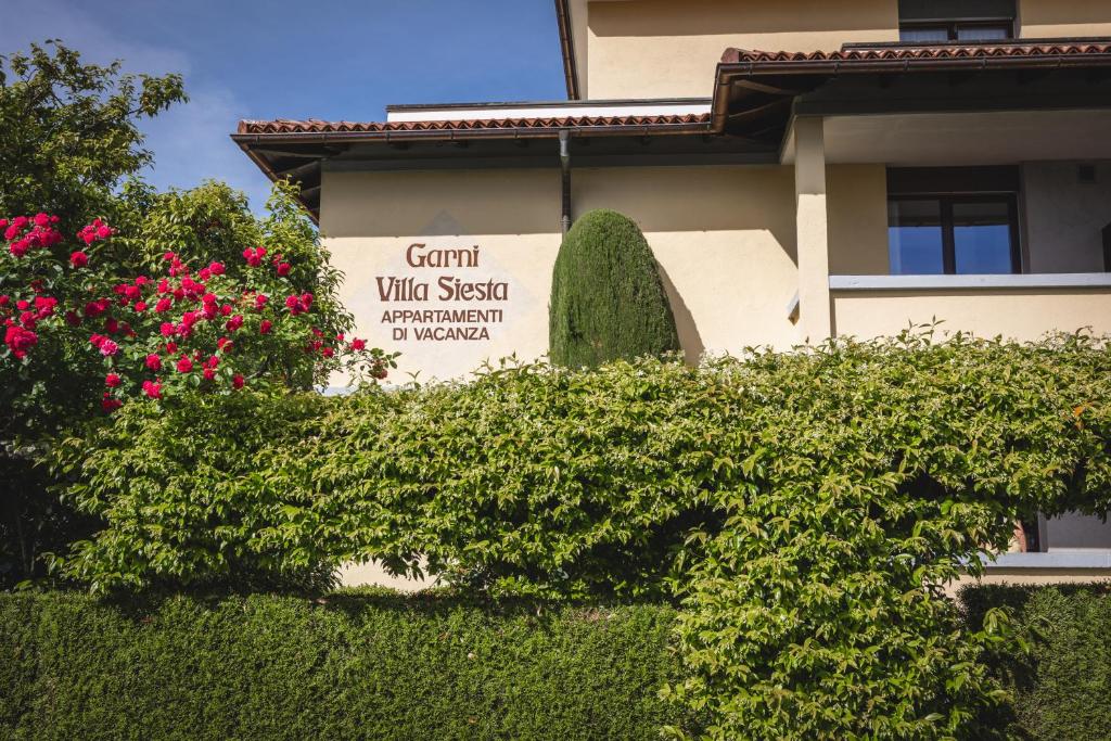 Villa Siesta, Park & Pool Living