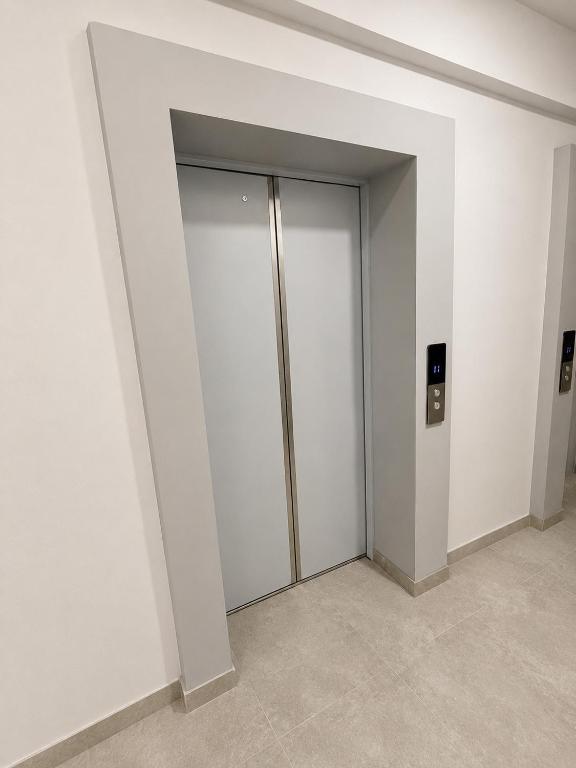 فضای داخلی White Residency در ایروان - تصویر ۳