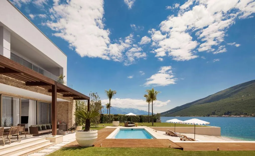 Villa Lovcen 4 Bedroom