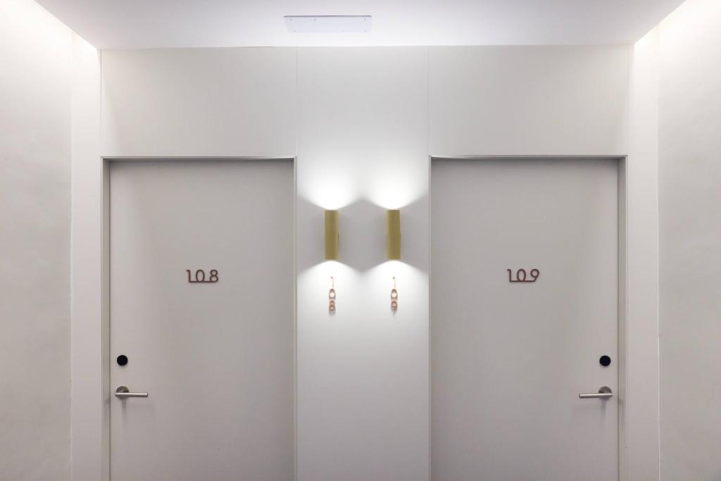 Suites ROC Portonova - Newly Renovated 2026 - Two-Bedroom Suite With Pool Access