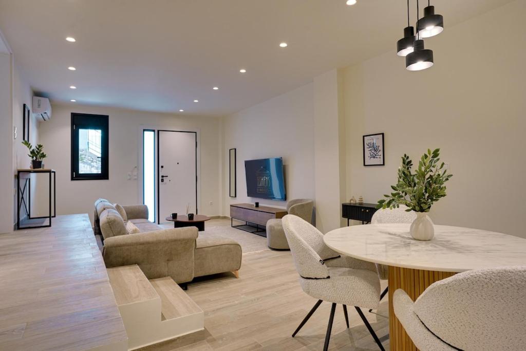 Kastella Bay Panorama in Piraeus - Ground Floor