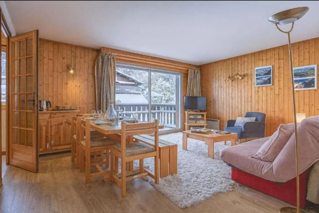 Bright and practical in the heart of Chamonix