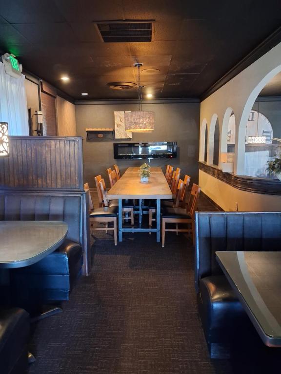 Clarion Inn Grand Junction Airport photo