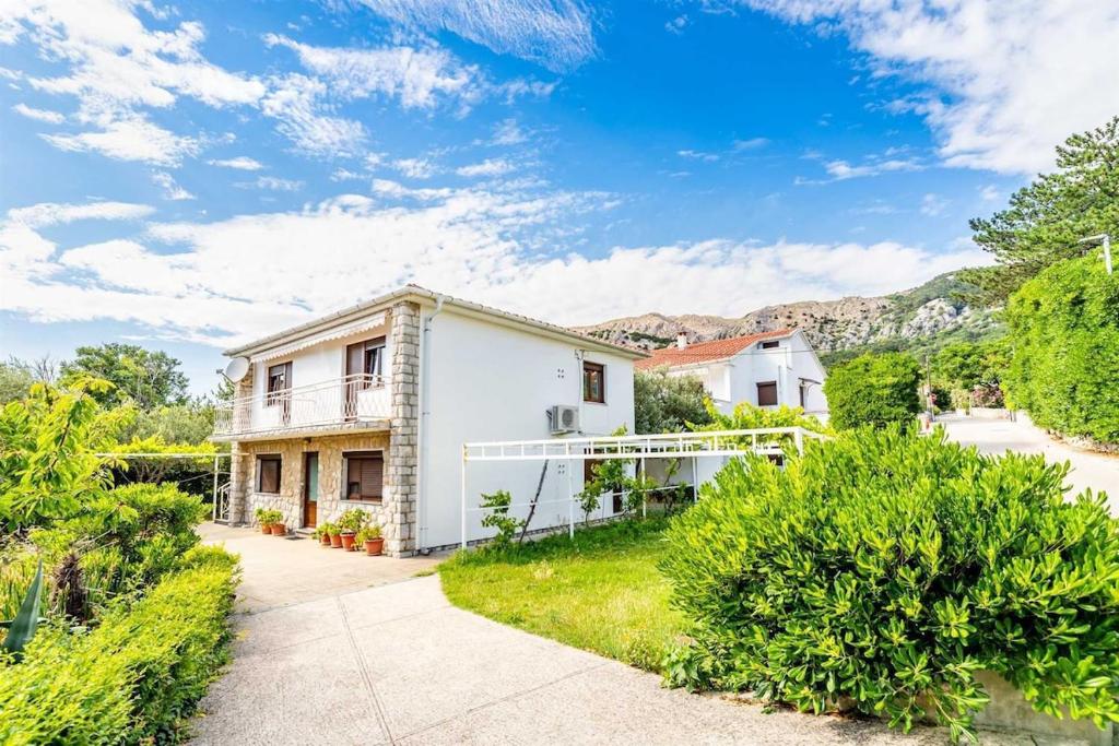 Apartment Adora A8 Baška