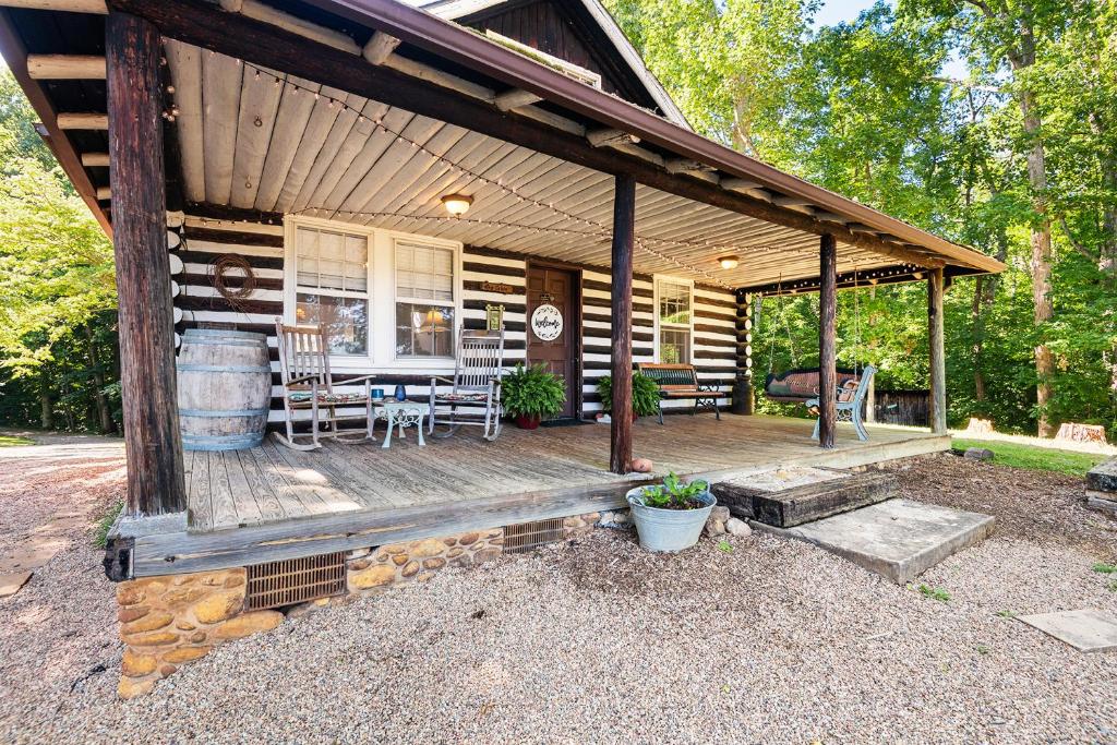 Nolichuckey Bluffs Bed & Breakfast Cabins - Casa Vacanze