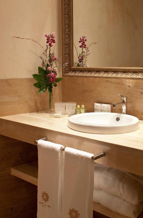 Koupelna v ubytování Hotel Casa 1800 Sevilla