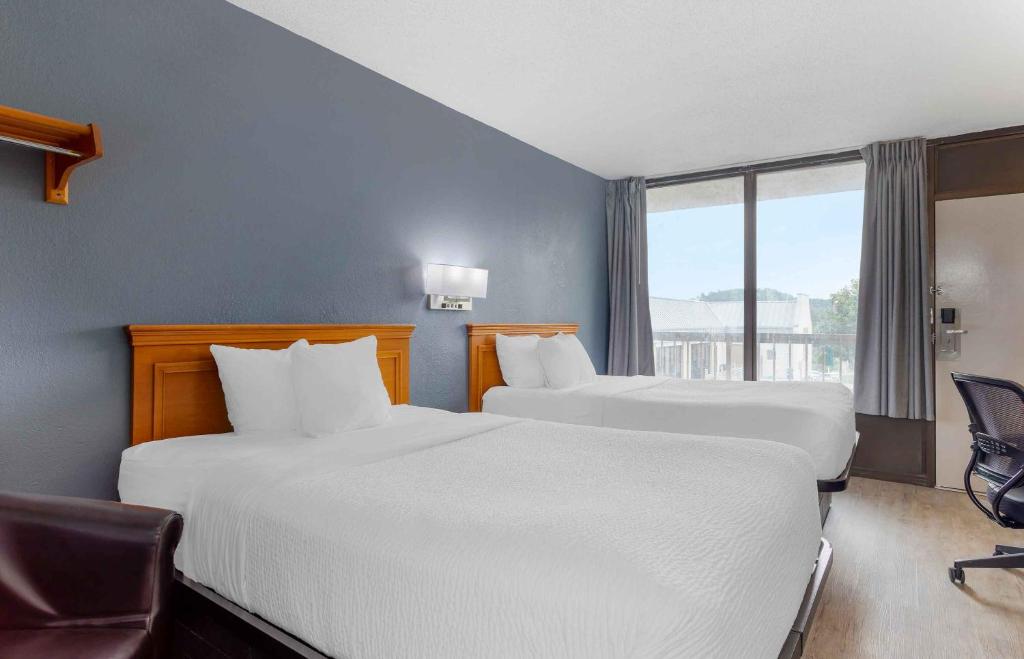Extended Stay America Suites - Bristol photo
