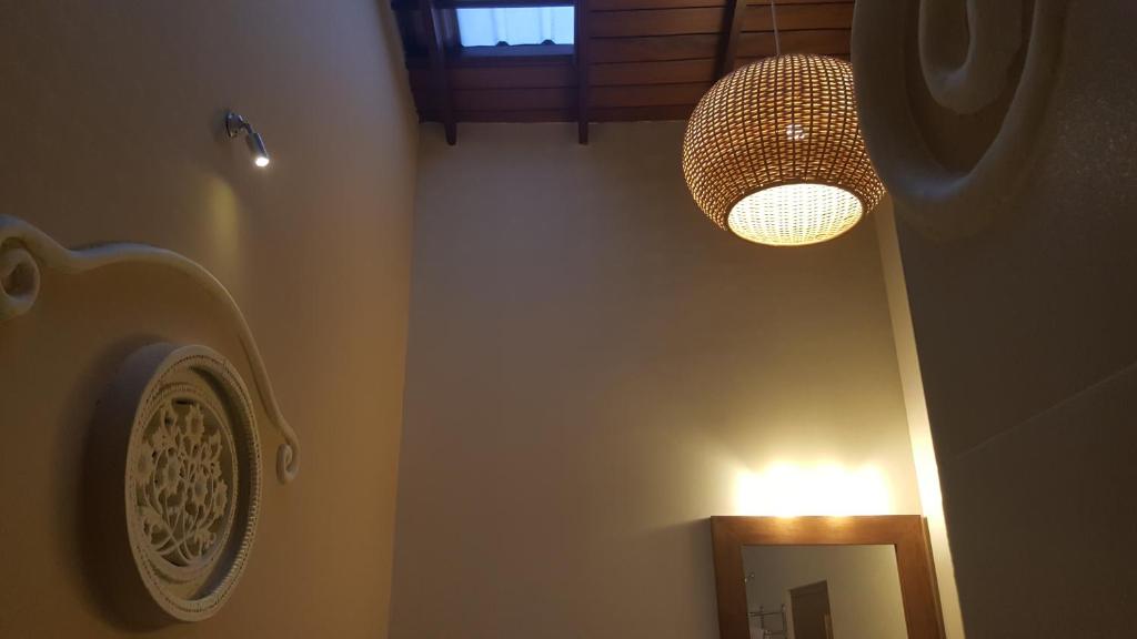 TV a/nebo společenská místnost v ubytování Urban Bliss Studio