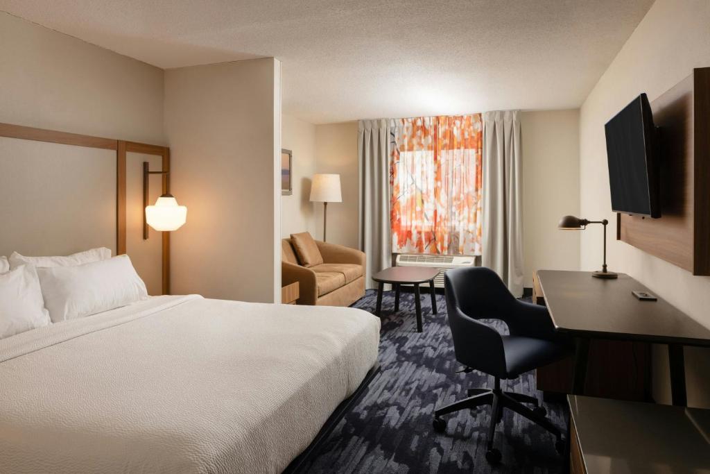Fairfield Inn & Suites Lansing West - Suite King Con Sofá Cama