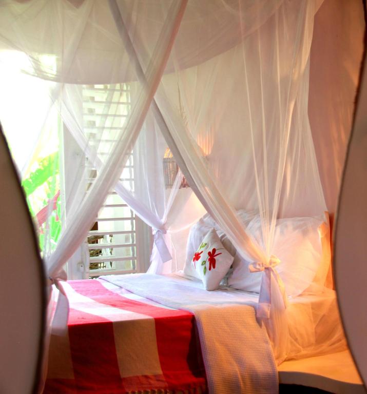  Nirvana Beach Hotel