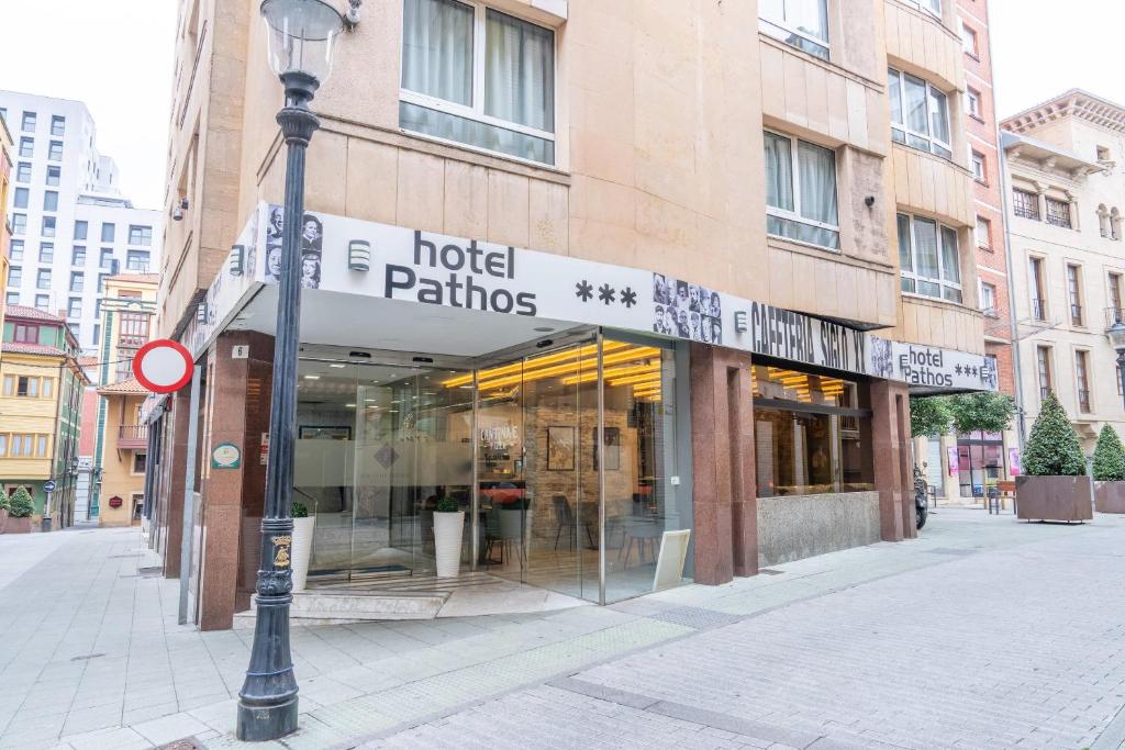 a hotel patricias store on a city street at Hotel Faranda Pathos Gijón, Ascend Hotel Collection in Gijón