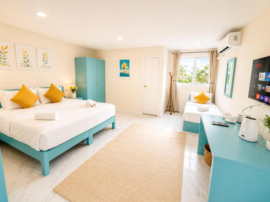 Ocean Blue Lagoon Maldives - View 3
