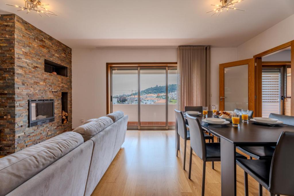 Lima & Luzia View - Modern Apartment