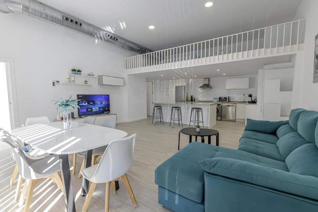 Dúplex en Puerto Marina - Torremar