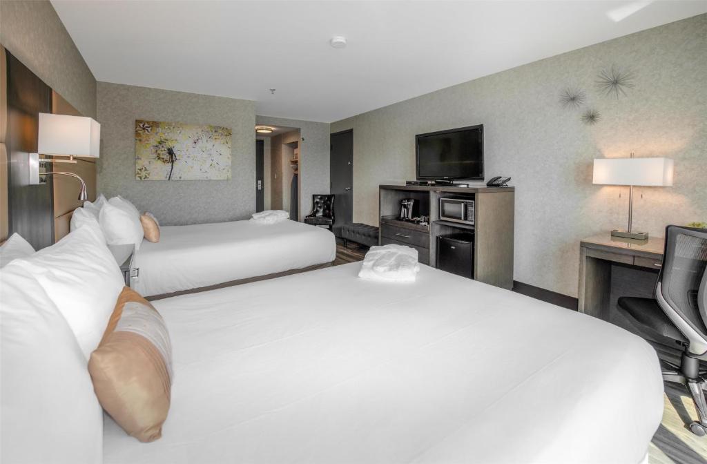 Coast Lonsdale Quay Hotel photo