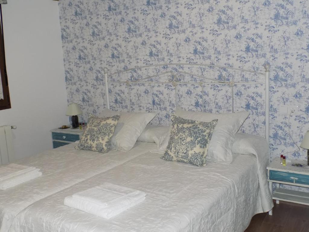 El Capricho Casa Rural - Two-Bedroom House