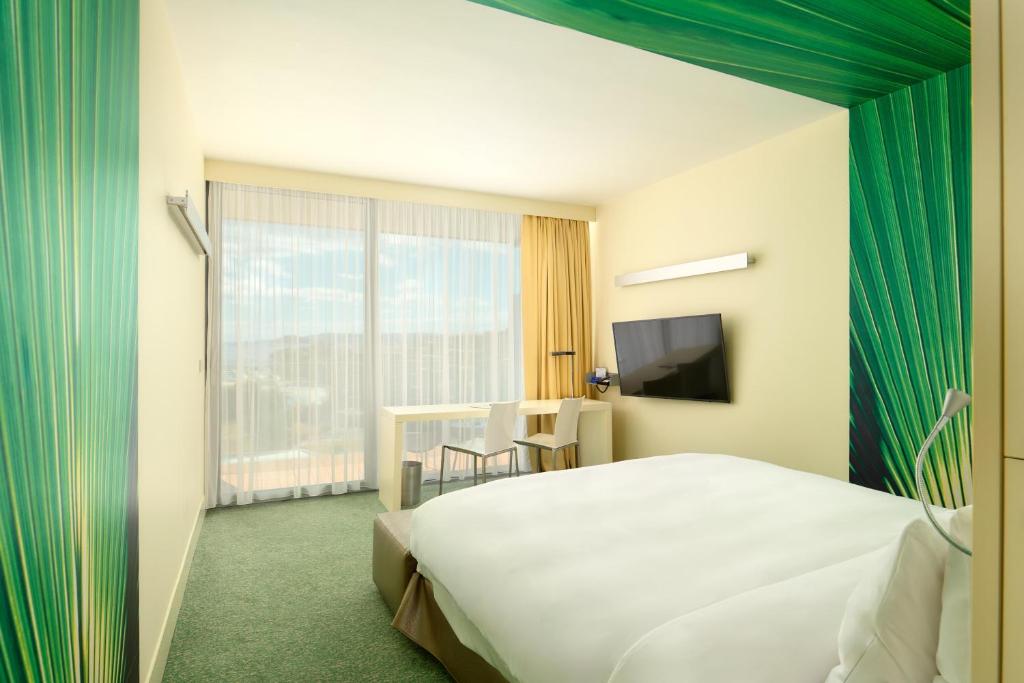 Radisson Blu Resort & Spa - 