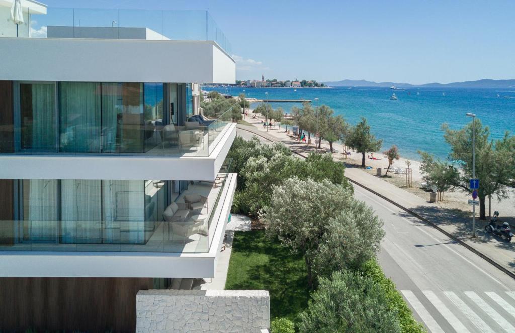 Borique Seafront Residences - Garden