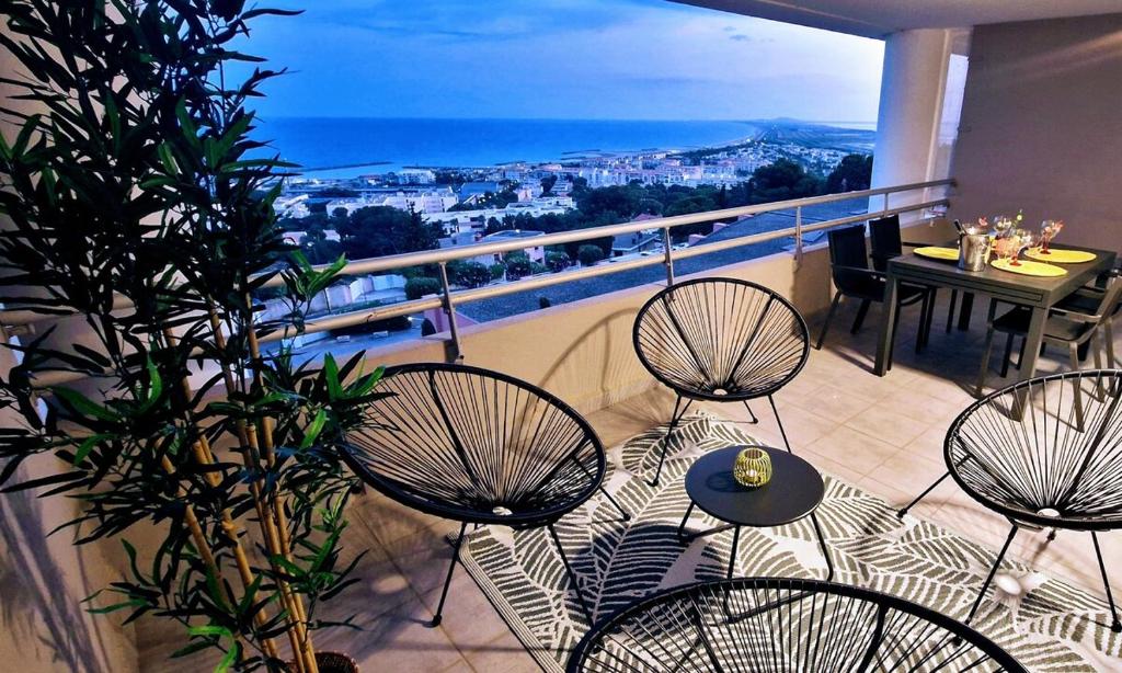 LE DOMAINE DU GOLFE, Vue Exceptionnelle, Standing, 2 parkings, Climatisation, Piscine, Tennis