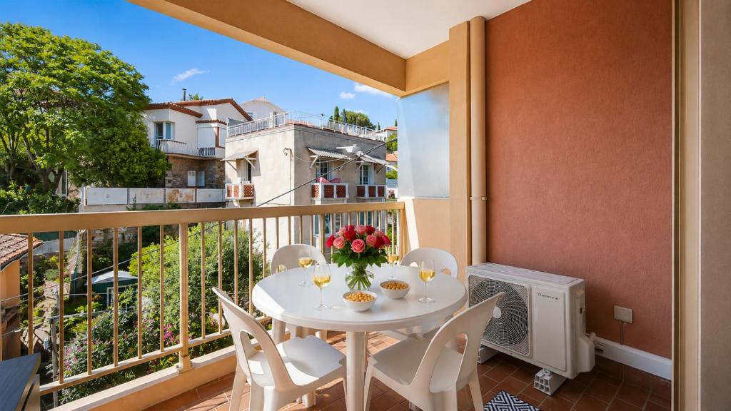 Elegant T2 avec balcon, parking et climatisation