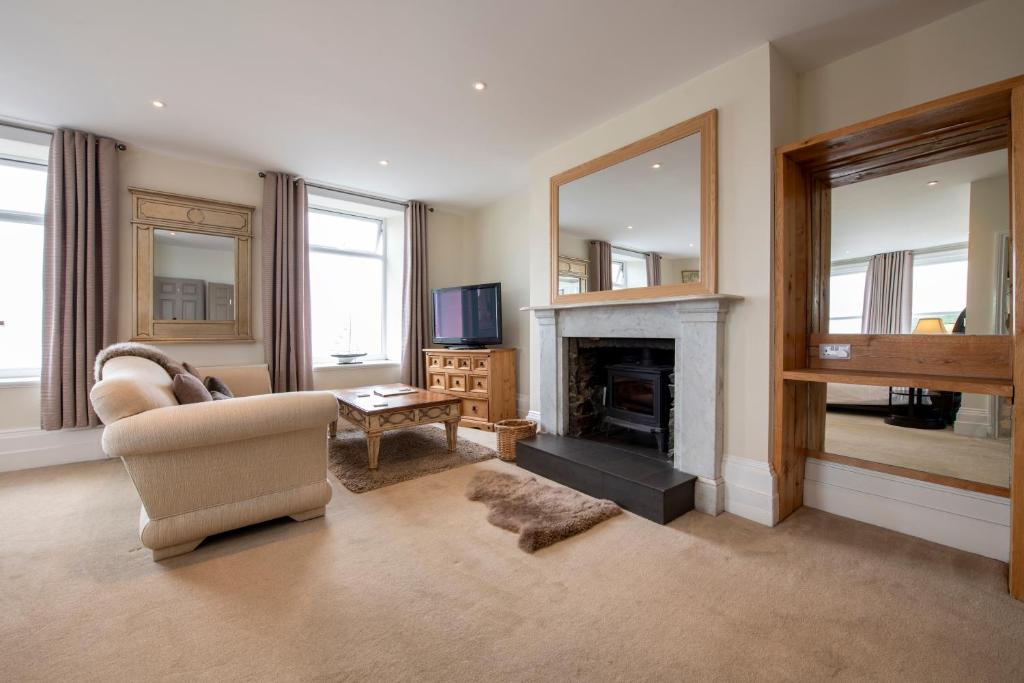 Shore Hotel - King Suite With Sea View