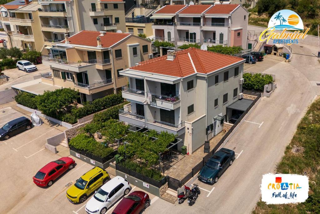 Gabrijel Apartments Makarska 2