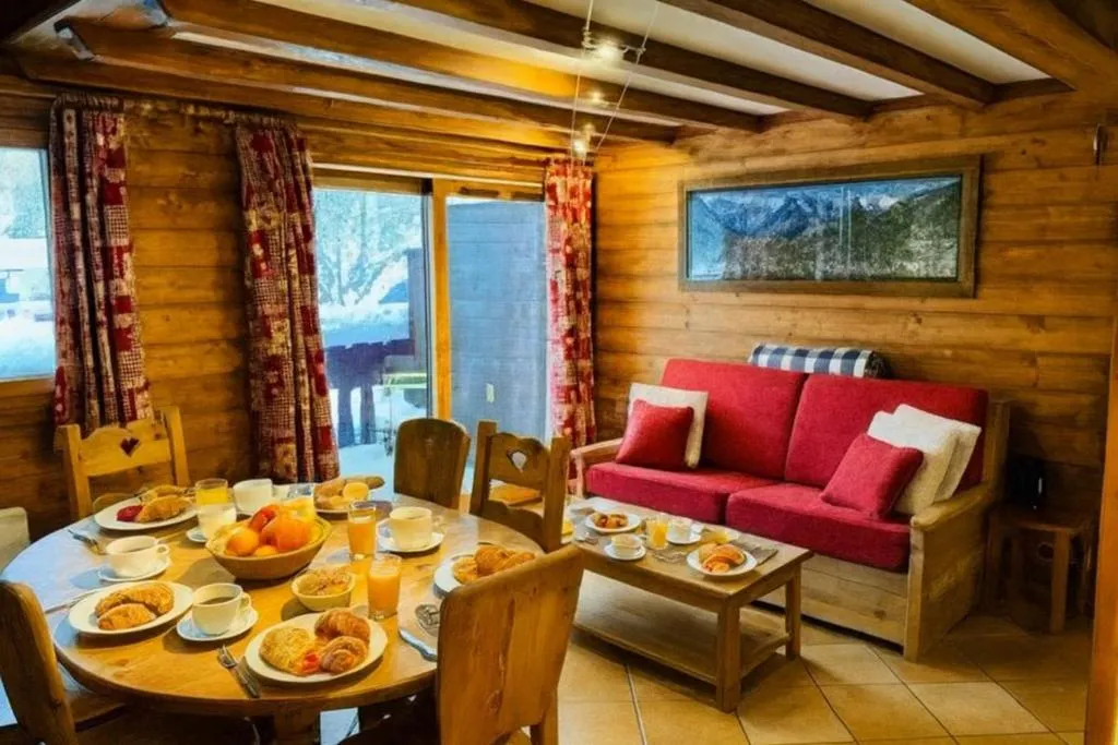 In the Heart of Chamonix duplex view Mont-Blanc
