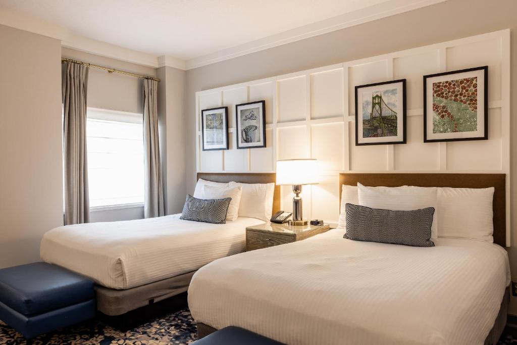 Heathman Hotel - 