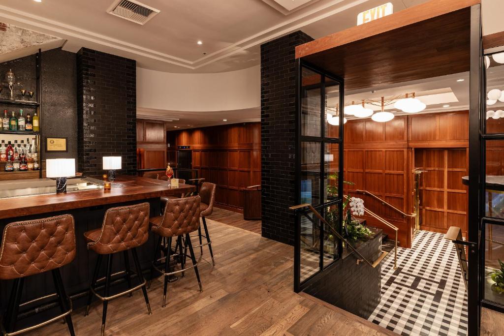 Heathman Hotel photo