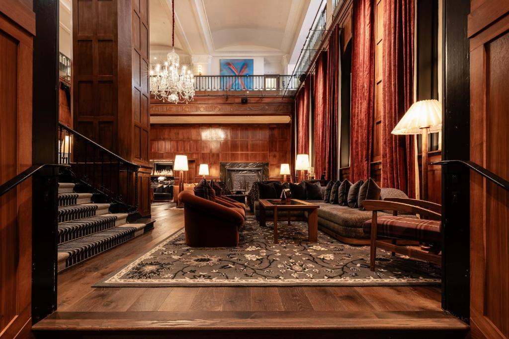 Heathman Hotel photo