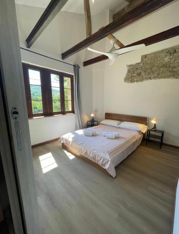 Relaxing room with pool near Acqui Terme