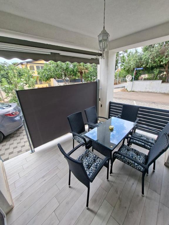 Villa Luminous - Two-Bedroom Apartment