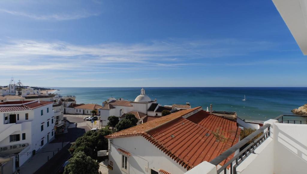 Bay Horizon