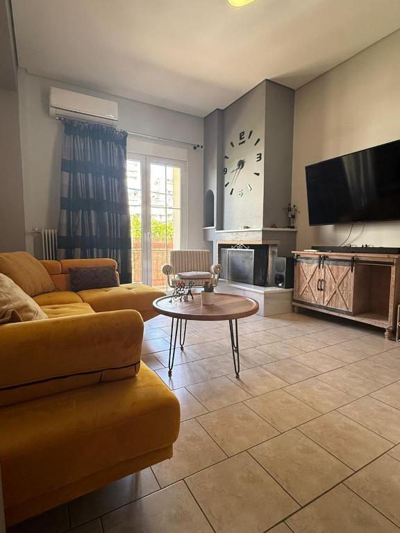 George's apartment